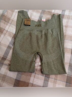PINK Seamless High-Waist Olive Green Leggings